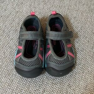 Keen toddler shoes